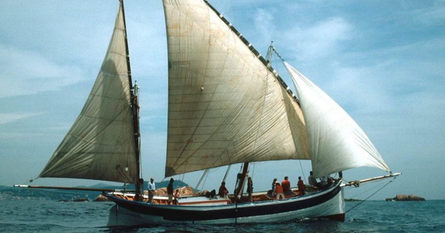 Relación insertar dormitar Excursión a vela latina con el barco Rafael (Palamós) - Atrapalo.com