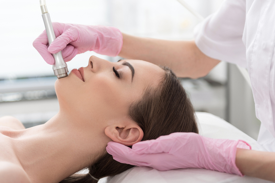 Microdermoabrasión facial+alta frecuencia con opción a radiofrecuencia