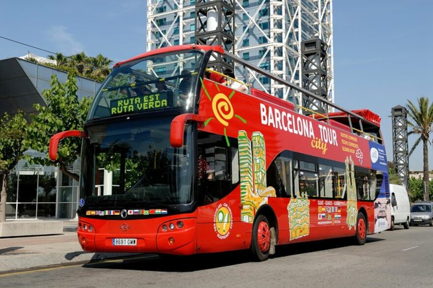 Excursión En Autobús Por Barcelona Con Paradas Libres Desde La Terminal ...