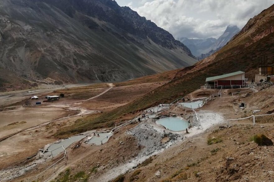 Tour Termas Colina y Cajón del Maipo Full Day, salida desde Santiago