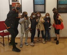 Preciosa y divertida tarde! Muy dinámica y entretenida. Las niñas han disfrutado un montón y los mayores,  también!