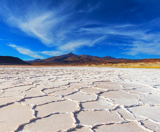 Colores que cuentan historias, tierras que guardan secretos