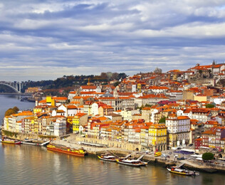 Paquete: Madrid, Portugal, Andalucía y Marruecos