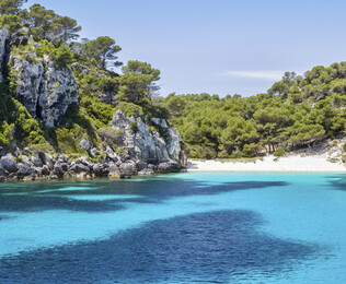 Descubre la autenticidad en cada rinc&oacute;n de esta isla serena durante tu estancia inolvidable