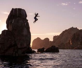 Los Cabos, Viv&iacute; El Para&iacute;so