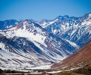 El alma de los Andes: Entre vi&ntilde;edos y gigantes de piedra
