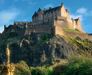 Cruza tu propio portal a Escocia
