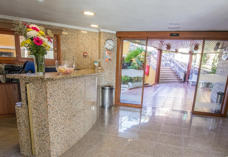 Apartamentos Los Tilos, Playa del Inglés (Gran Canaria ...