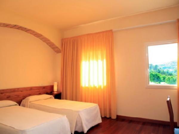Hotel Monestir De Les Avellanes Meeting & Ecoresort, Os de ...