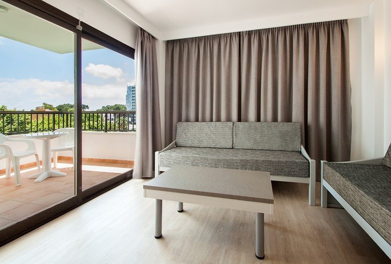 Apartamentos Sol Vera  Magalluf  Mallorca  Atrapalo com