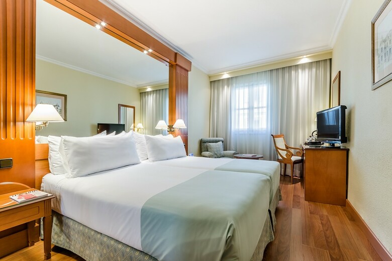 Hotel Exe Sevilla Macarena, Sevilla - Atrapalo.com