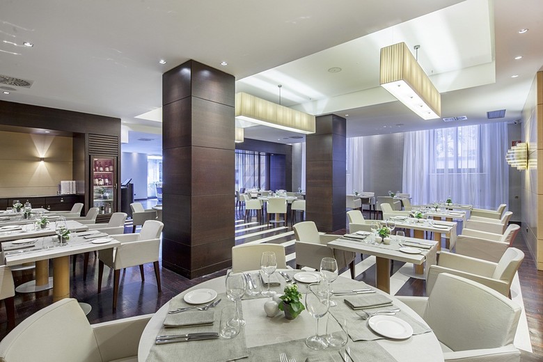 Hotel NH Milano Touring, Milán