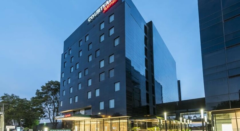 Hotel Courtyard By Marriott Bogota Airport, Bogotá ...