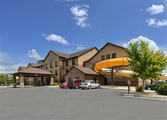 Hotel Comfort Inn And Suites Mitchell South Dakota Sd