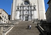 Entradas en Escaleras de la Catedral de Girona Entradas en Escaleras de la Catedral de Girona