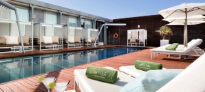 Desayuno Buffet con acceso a piscina con vistas