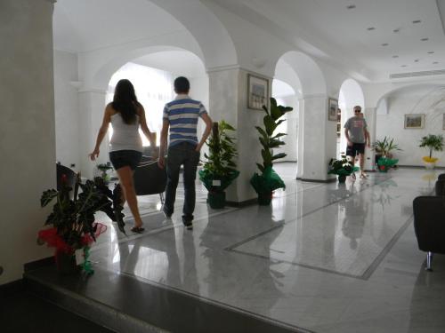 Imagen 4 de 44