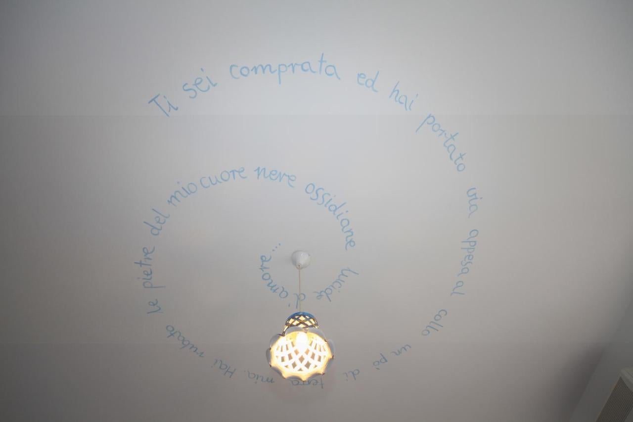 Imagen 2 de 102