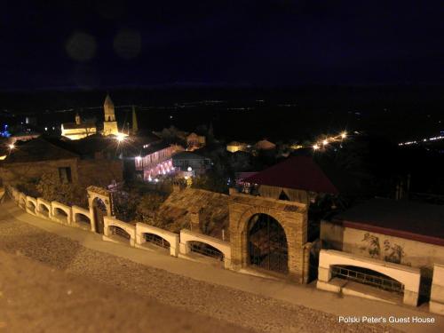 Imagen 2 de 52