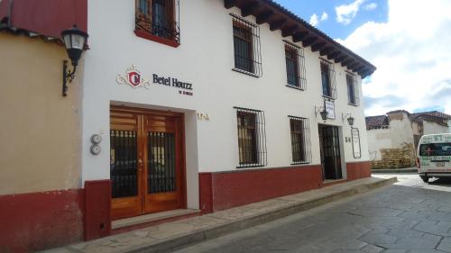 Imagen 4 de 51
