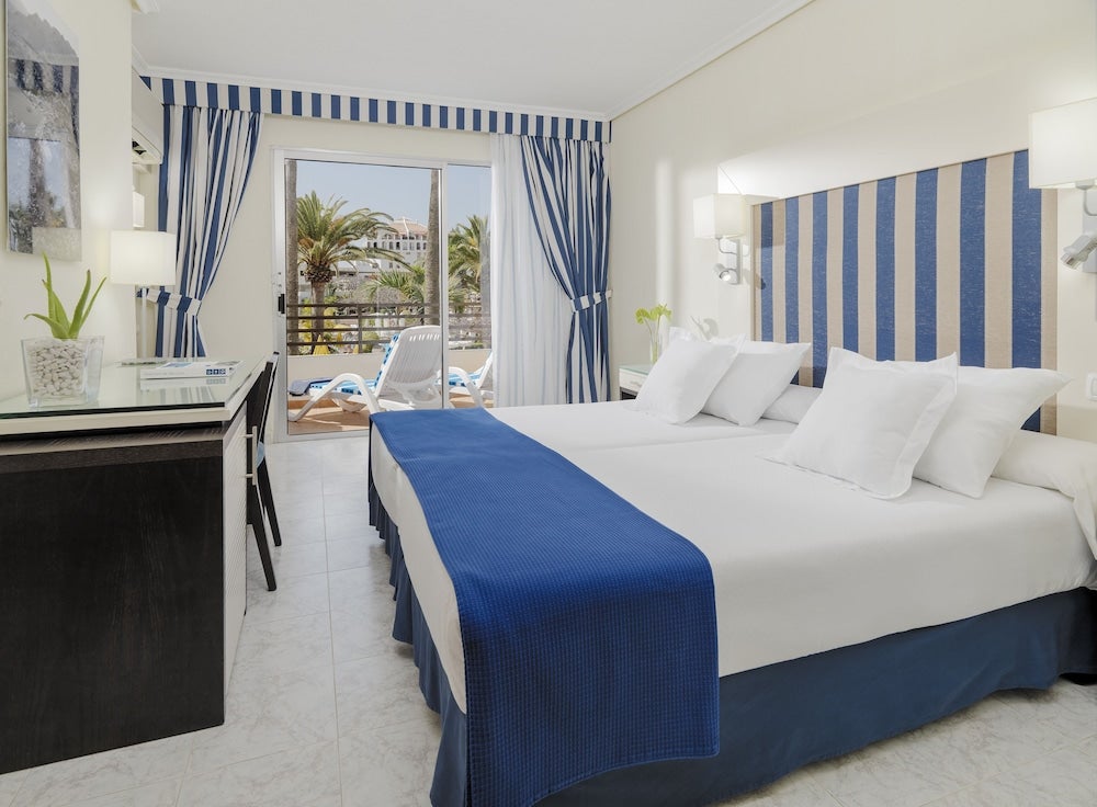 Imagen 1 de 57
