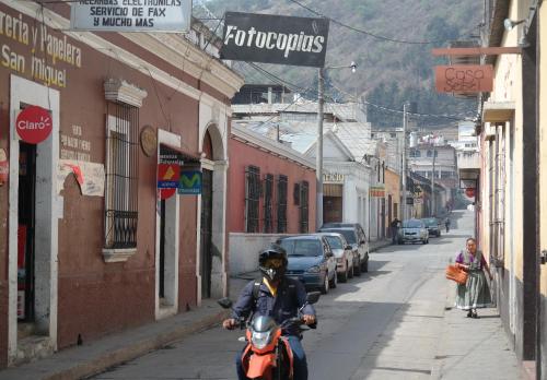 Imagen 3 de 34
