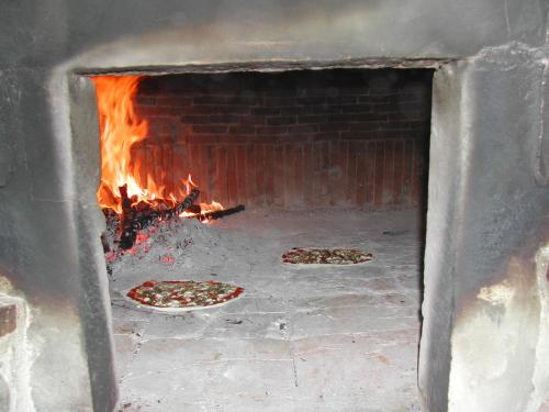 Imagen 2 de 82