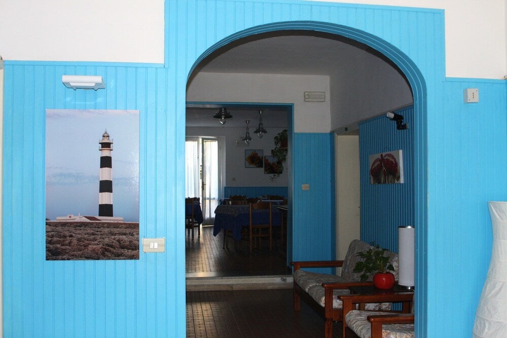 Imagen 2 de 18