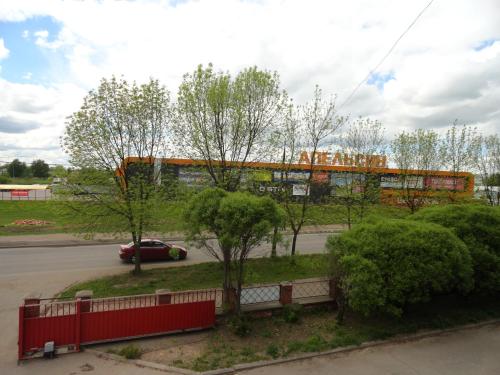 Imagen 2 de 56