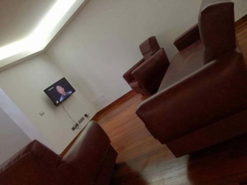 Imagen 2 de 74
