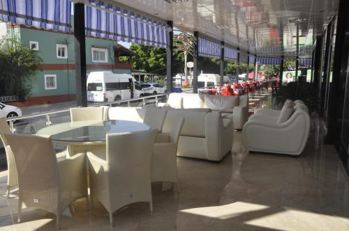 Imagen 3 de 30