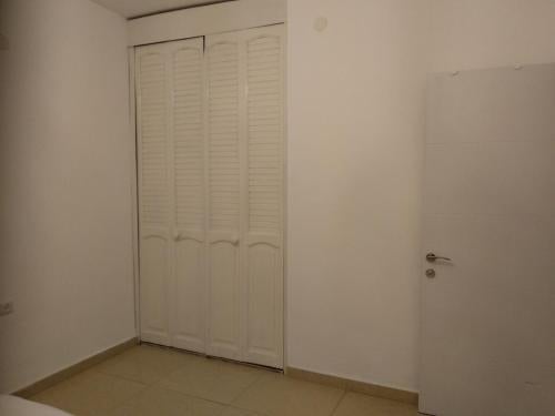 Imagen 2 de 49