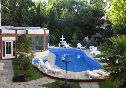 Imagen 2 de 24