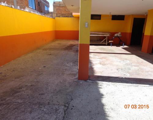 Imagen 3 de 27