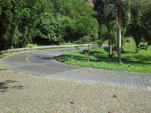 Imagen 4 de 64