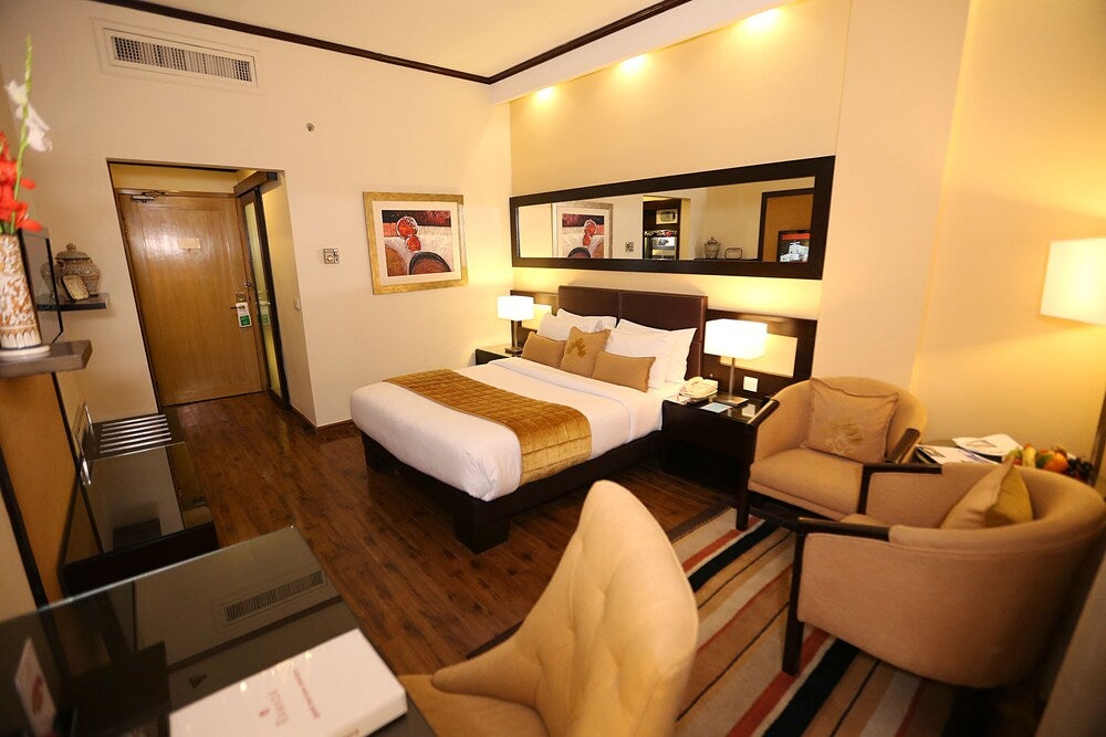 Imagen 2 de 65
