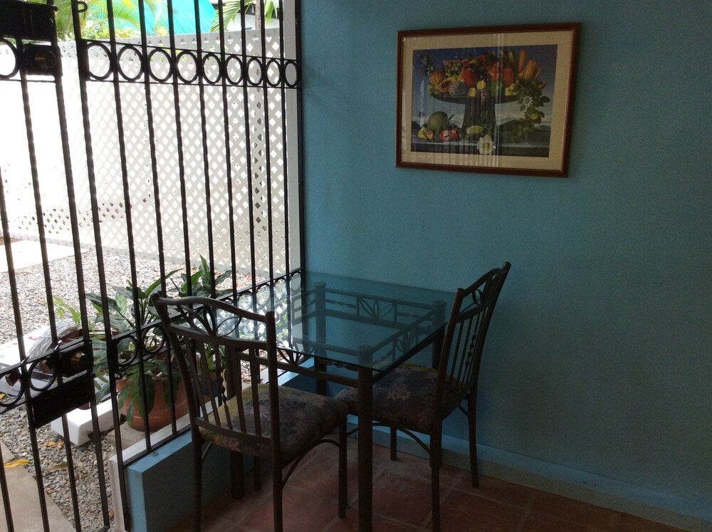 Imagen 2 de 18