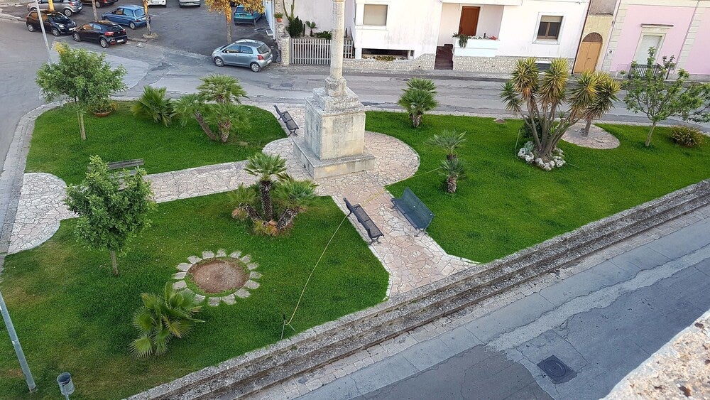 Imagen 1 de 18