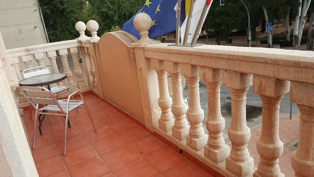 Imagen 3 de 54