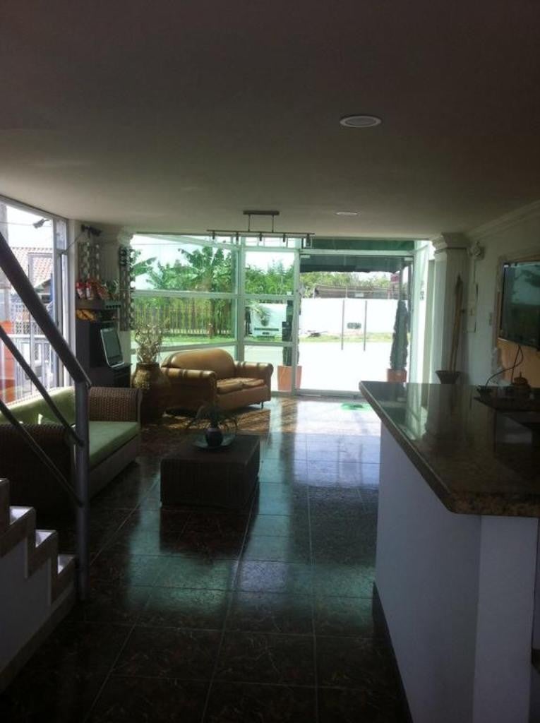Imagen 4 de 33