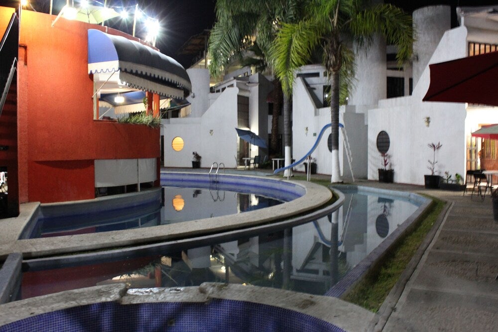 Imagen 2 de 18