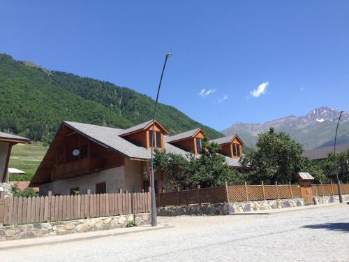 Imagen 2 de 65