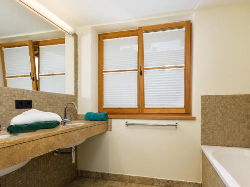 Imagen 4 de 48