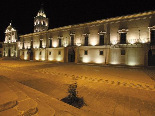Imagen 2 de 79