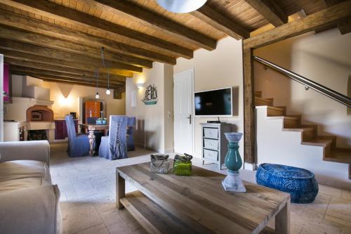Imagen 2 de 34