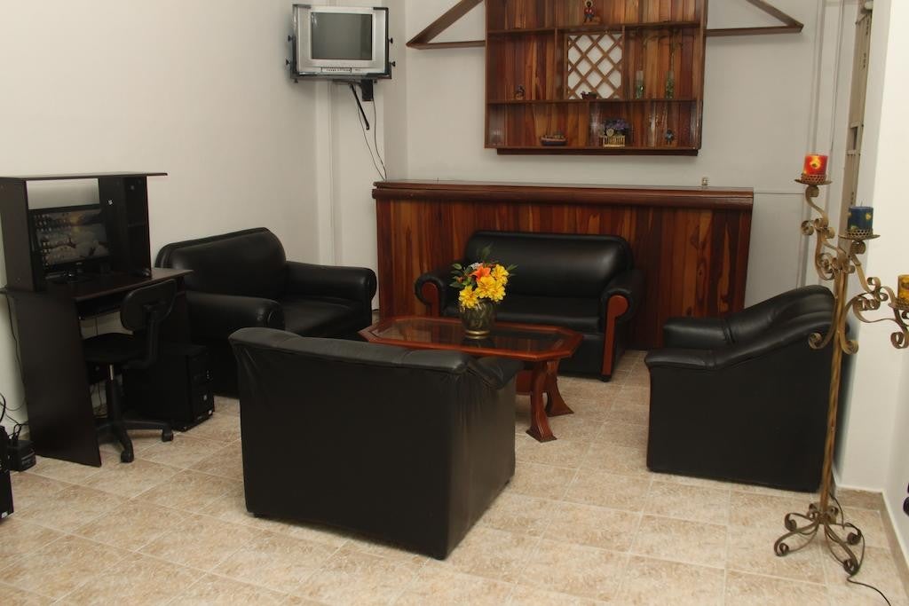 Imagen 1 de 18