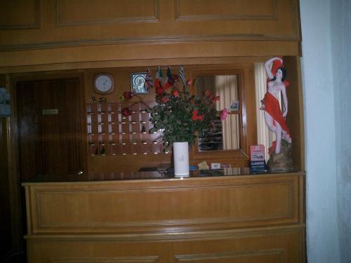 Imagen 2 de 28
