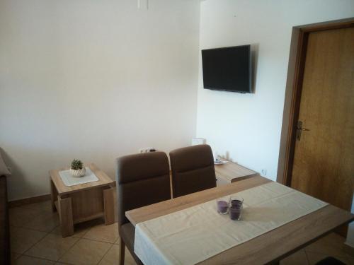 Imagen 3 de 57