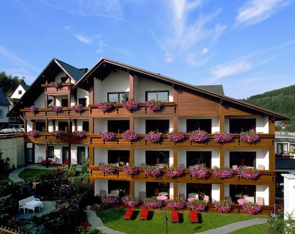 Imagen 2 de 34