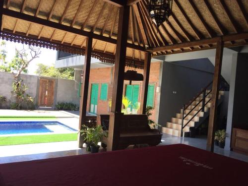Imagen 4 de 18